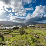 Pirgos Apartmán *