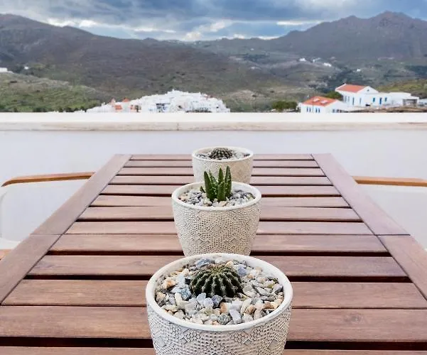 アパート Pirgos Pánormos