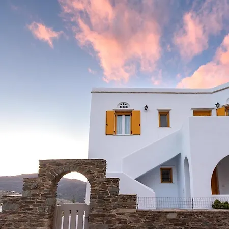 Pirgos アパート Pánormos