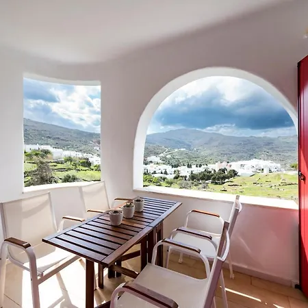 アパート Pirgos Pánormos