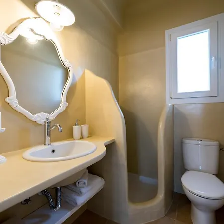 アパート Pirgos Pánormos